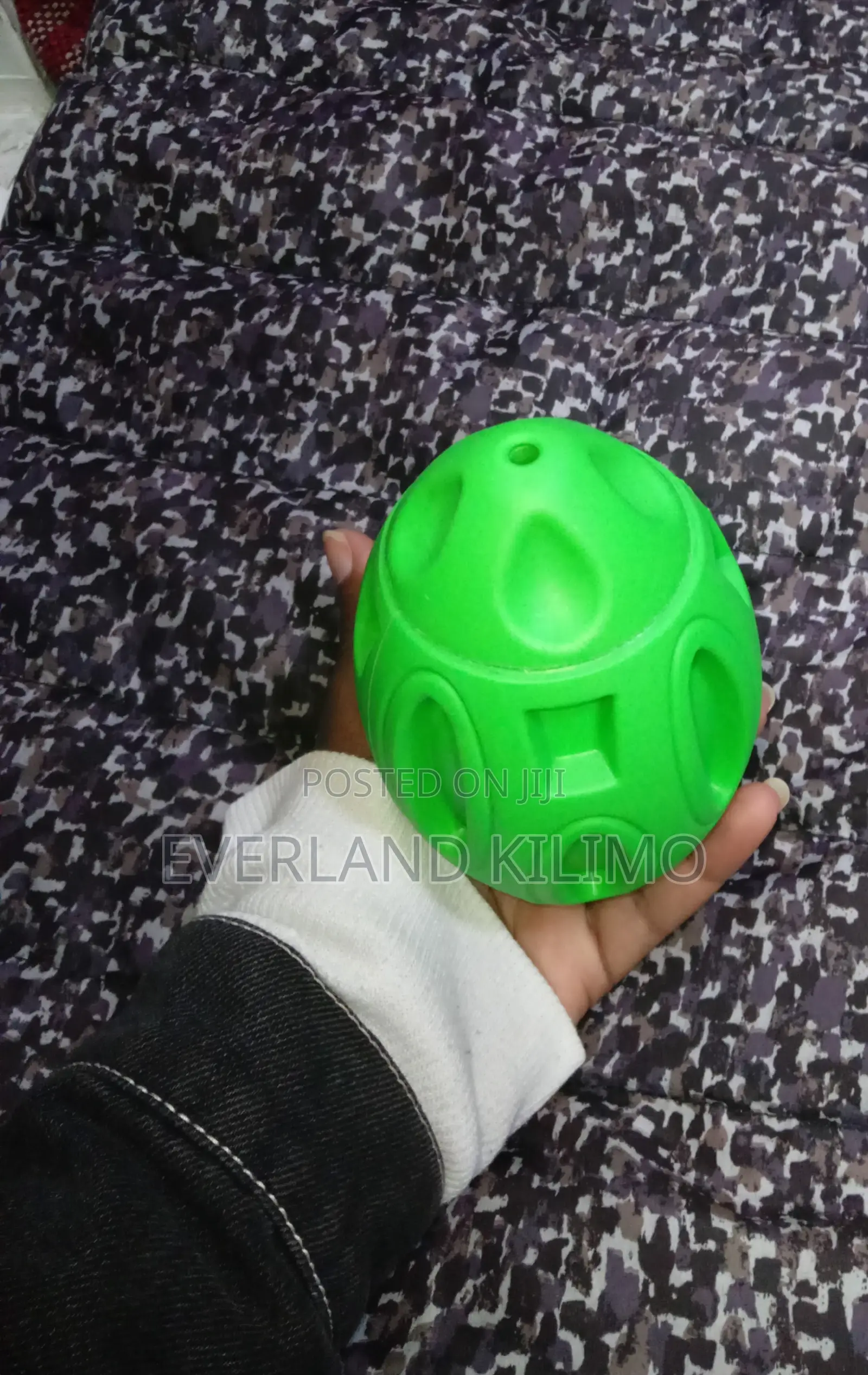 Squeaky Dog Rubber Chew Ball Toys for Aggressive Chewers