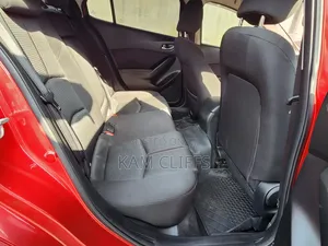 Mazda Axela 2016 Red