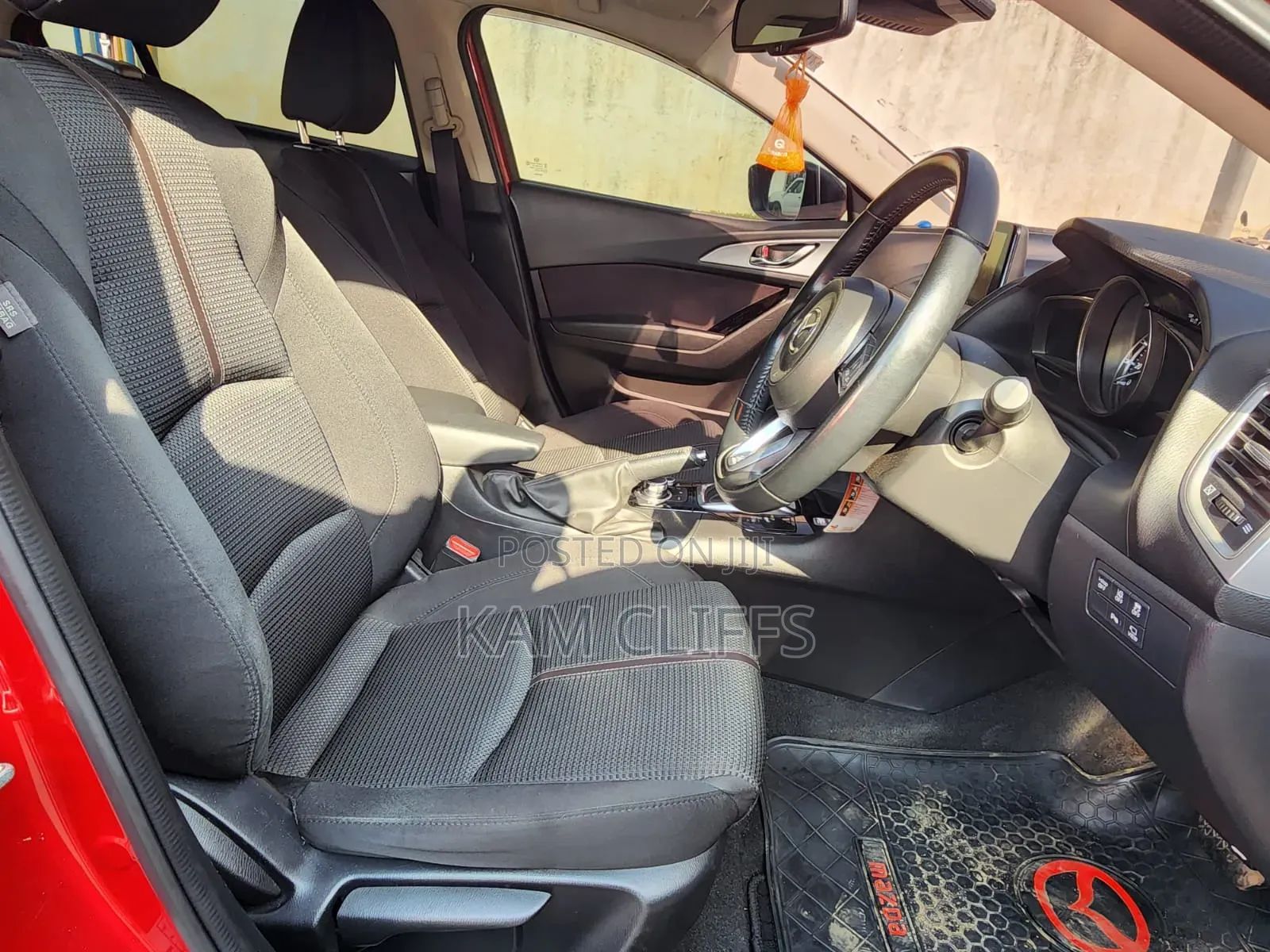 Mazda Axela 2016 Red