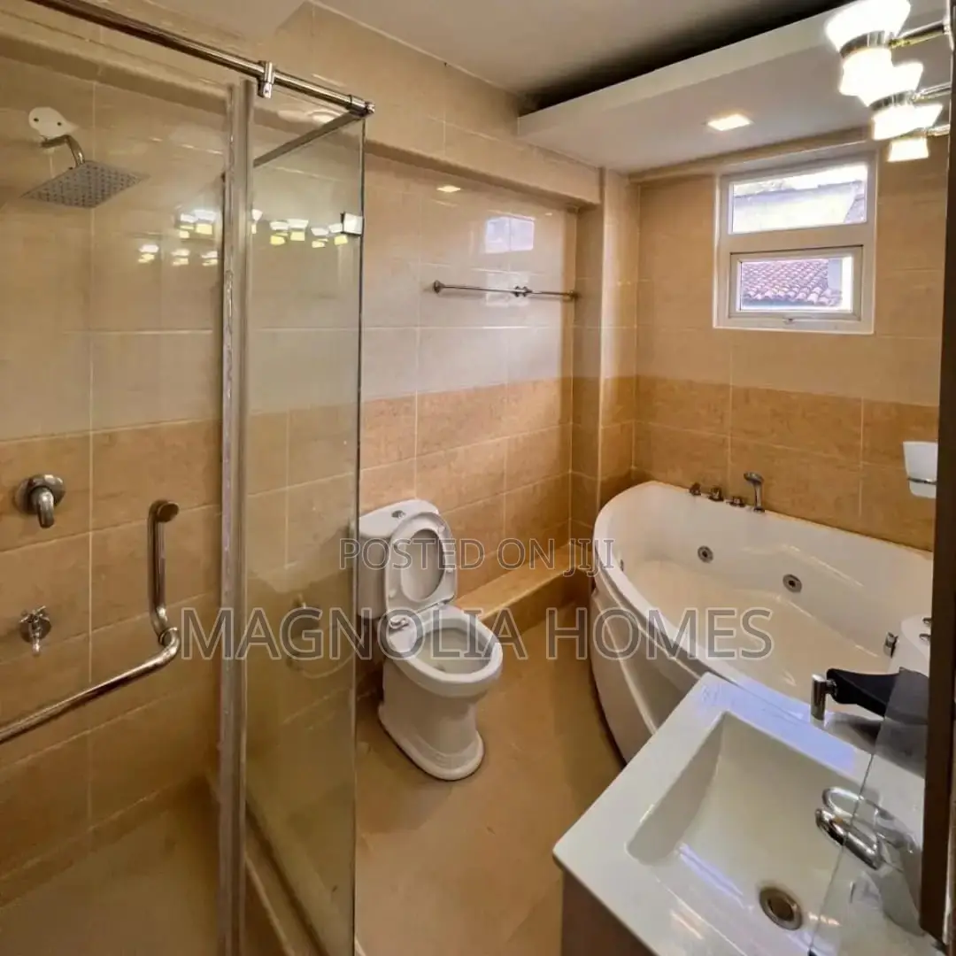 3bdrm Apartment in Valley Arcade for rent