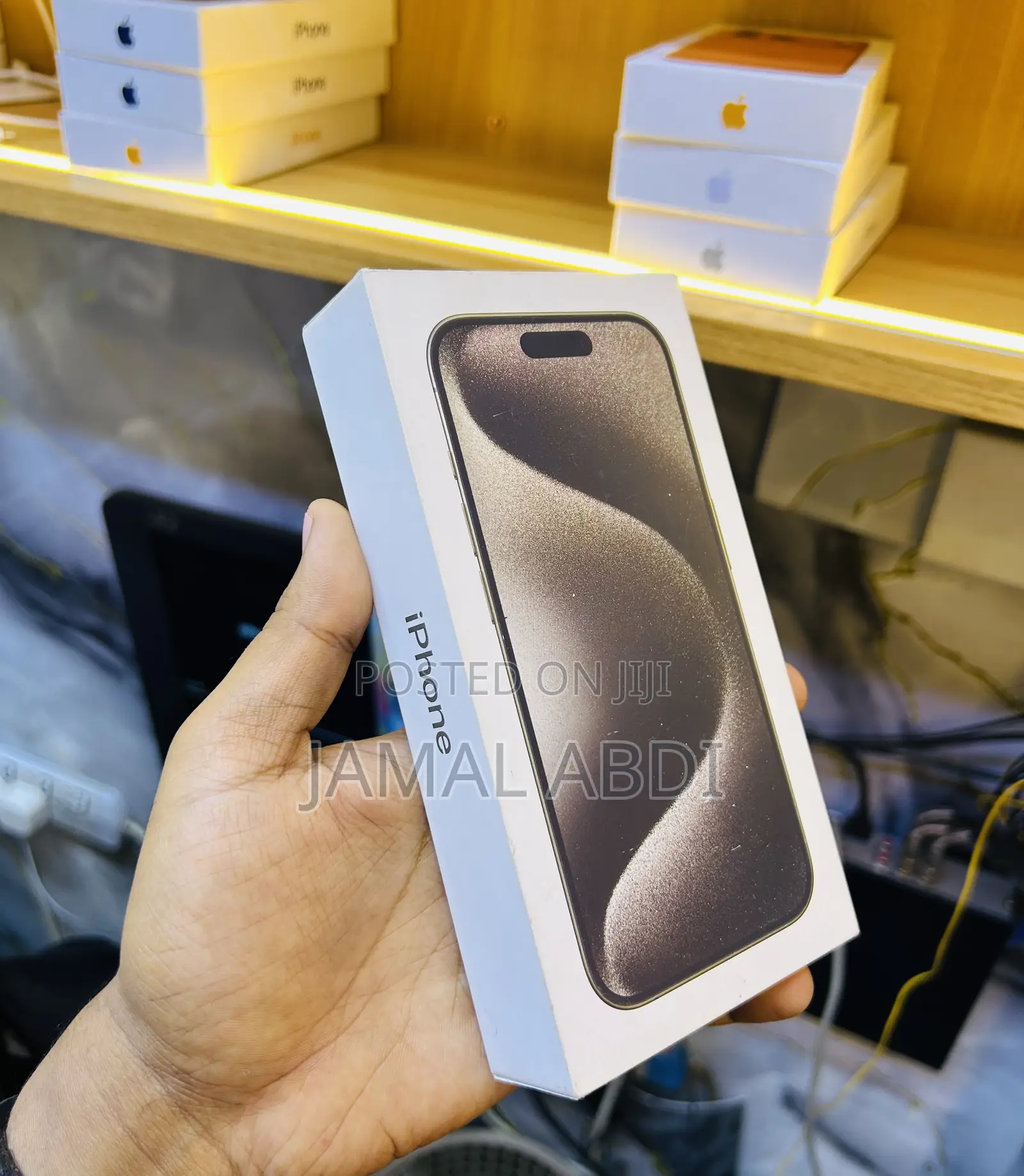 New Apple iPhone 15 Pro Max 256 GB Gray