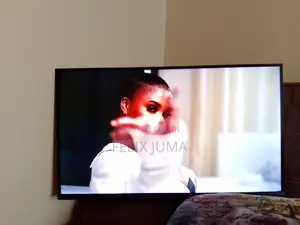 32" Vitron Smart Tv – Excellent Condition (6 Months Old)