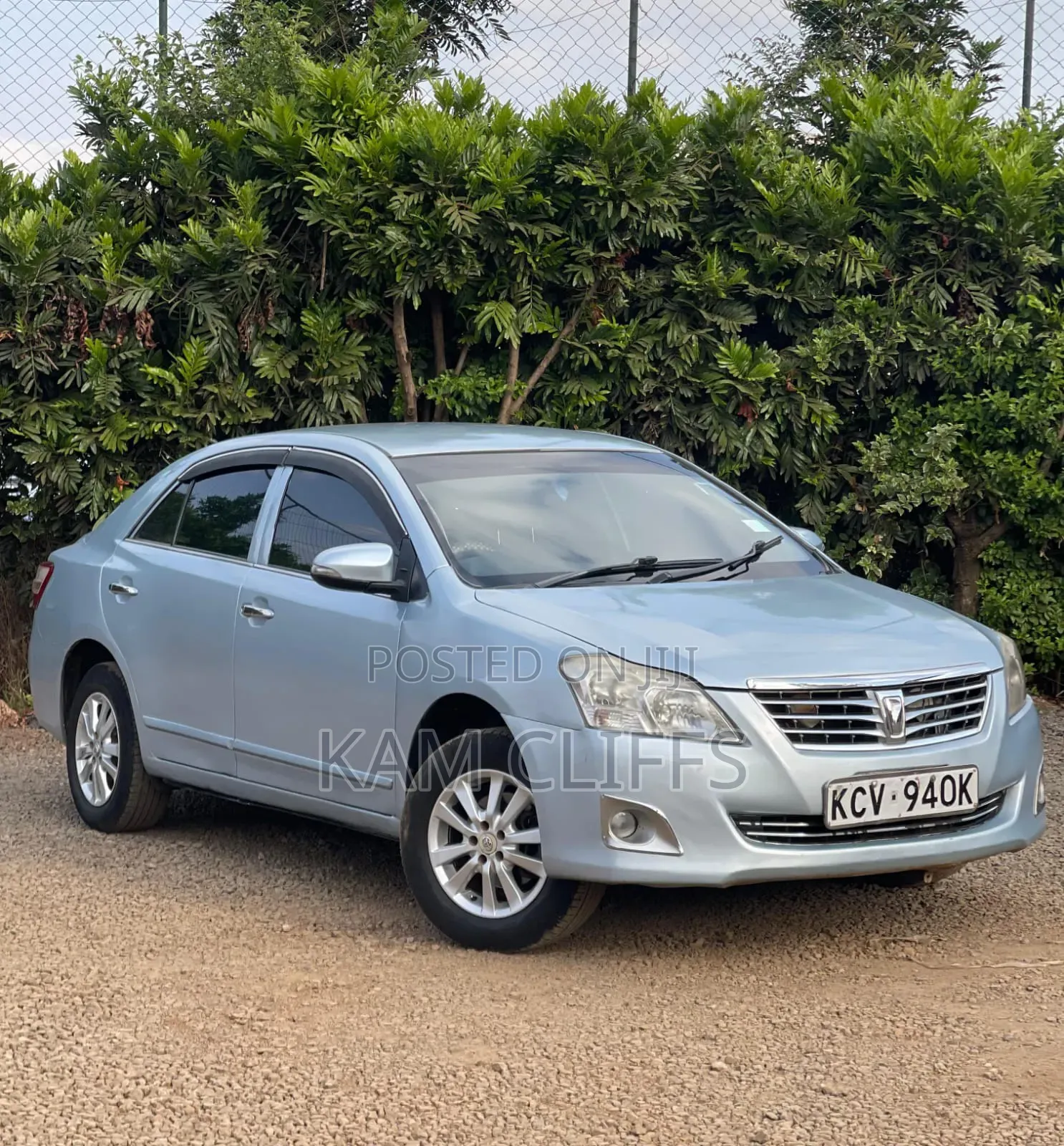 Toyota Premio 2011 Silver