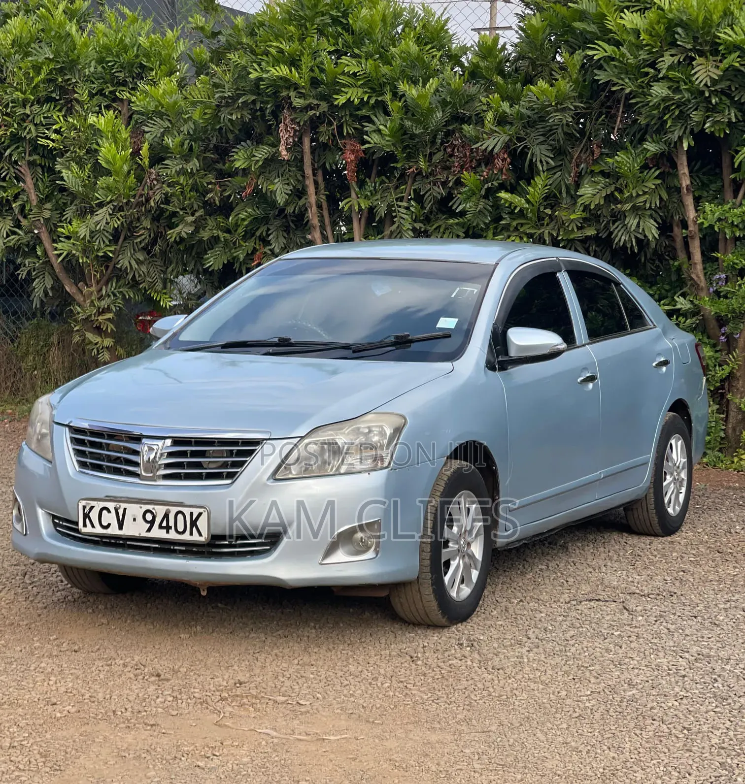 Toyota Premio 2011 Silver