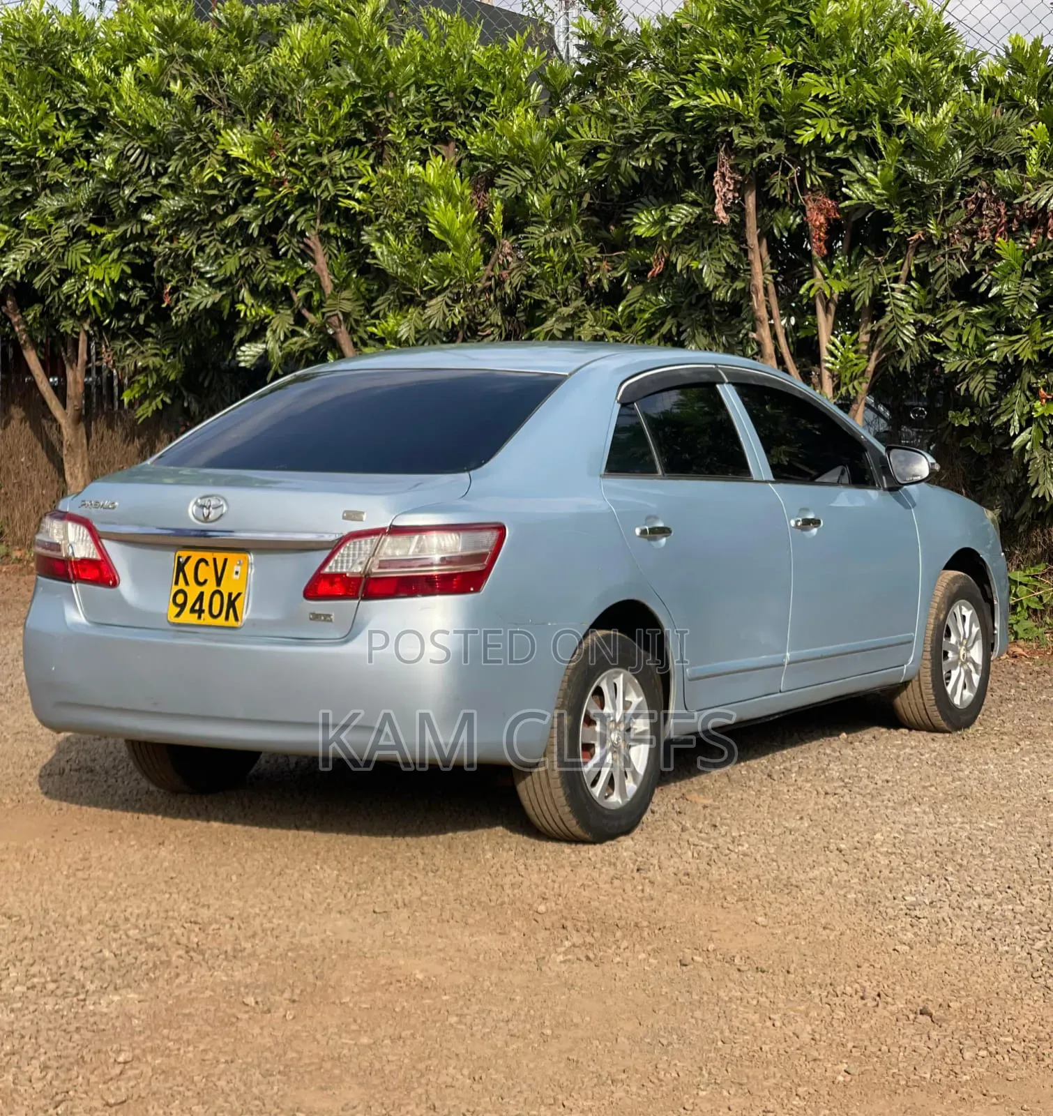Toyota Premio 2011 Silver