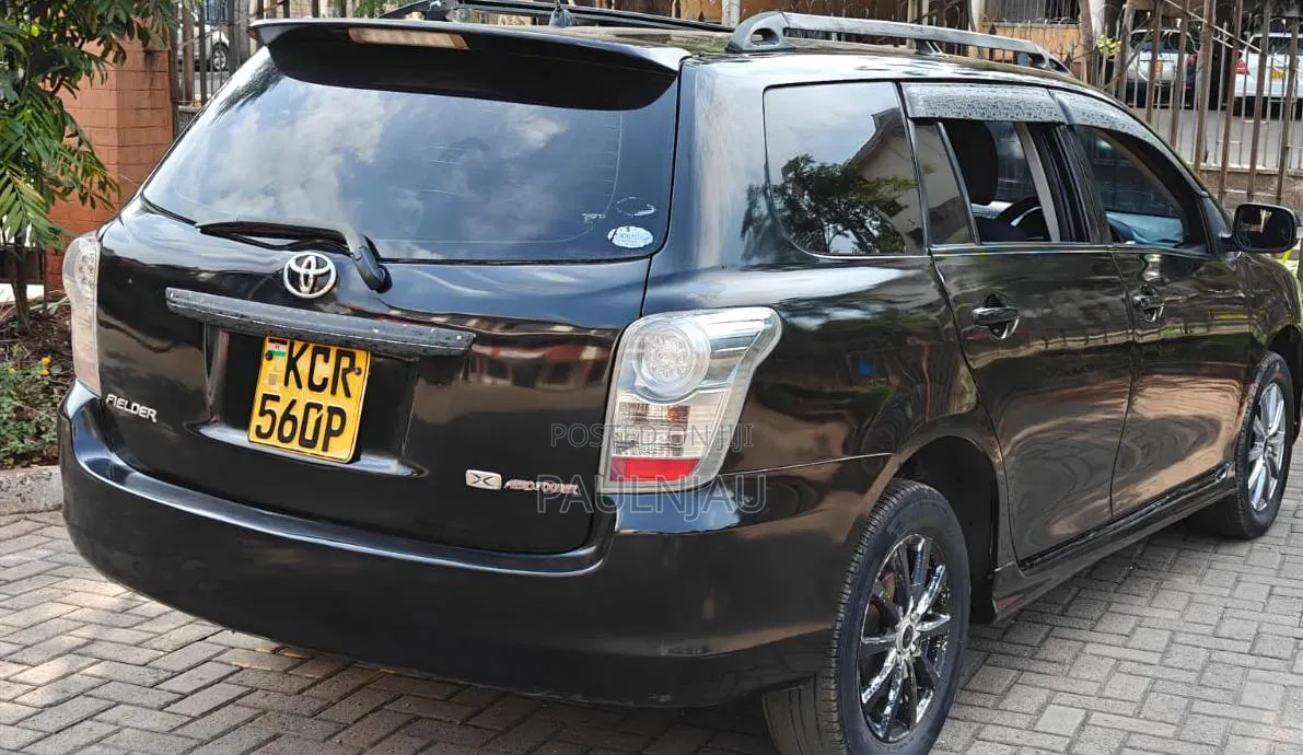 Toyota Corolla Fielder 2012 Black