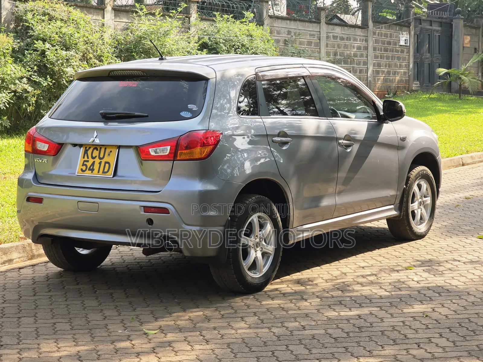 Mitsubishi RVR 2.0 2012 Gray