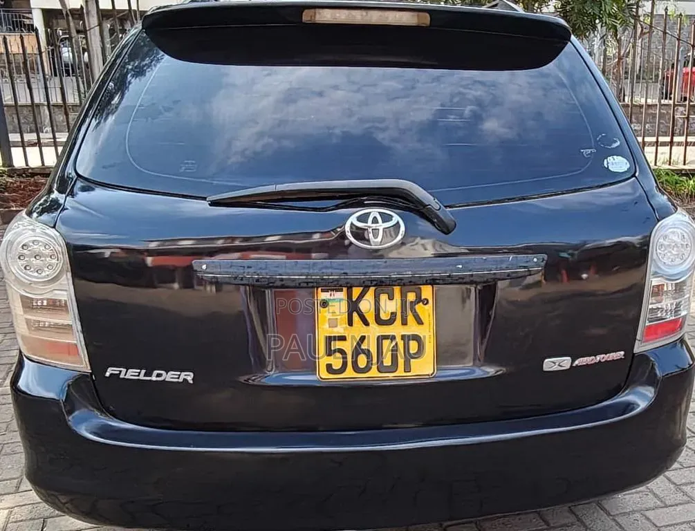 Toyota Corolla Fielder 2012 Black