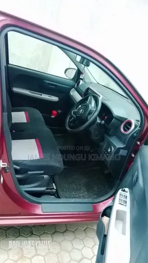 Toyota Passo 2017 Maroon