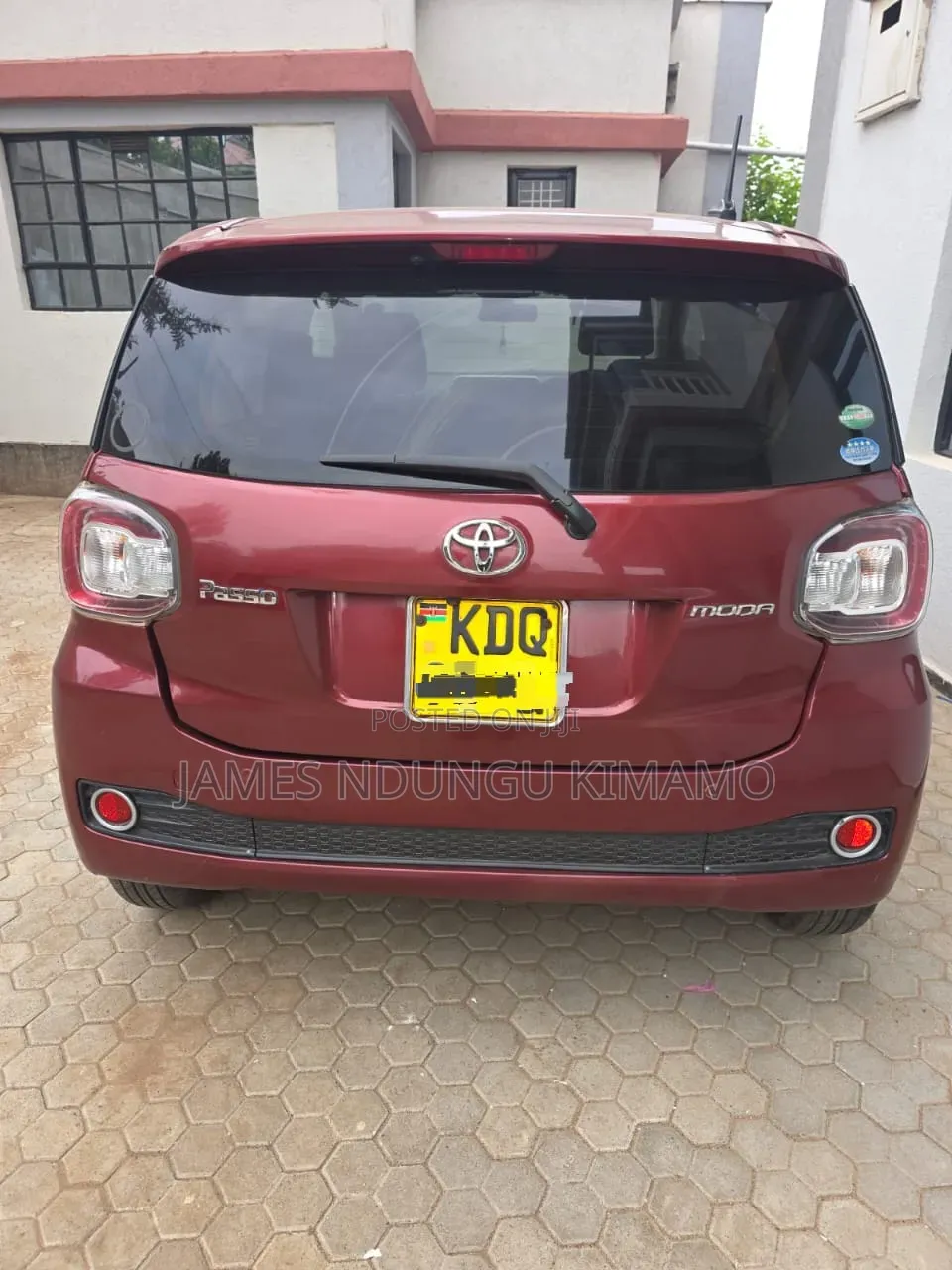 Toyota Passo 2017 Maroon