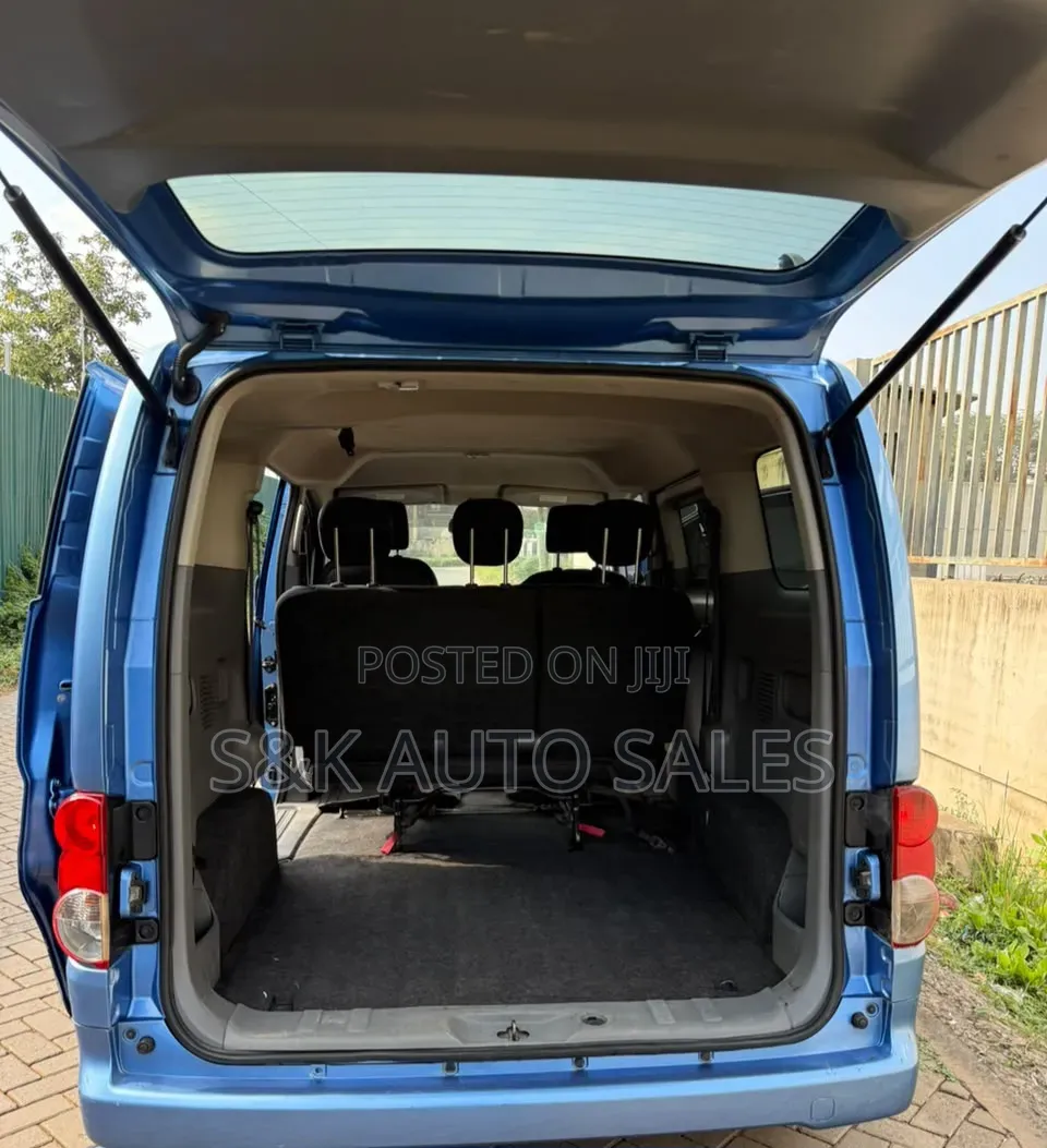 Nissan NV200 2015 Blue