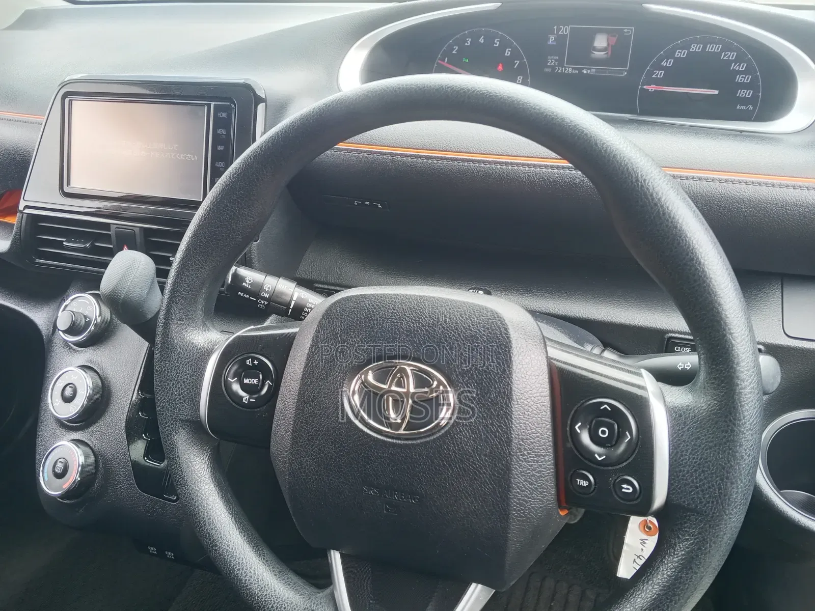 Toyota Sienta 2019 Red
