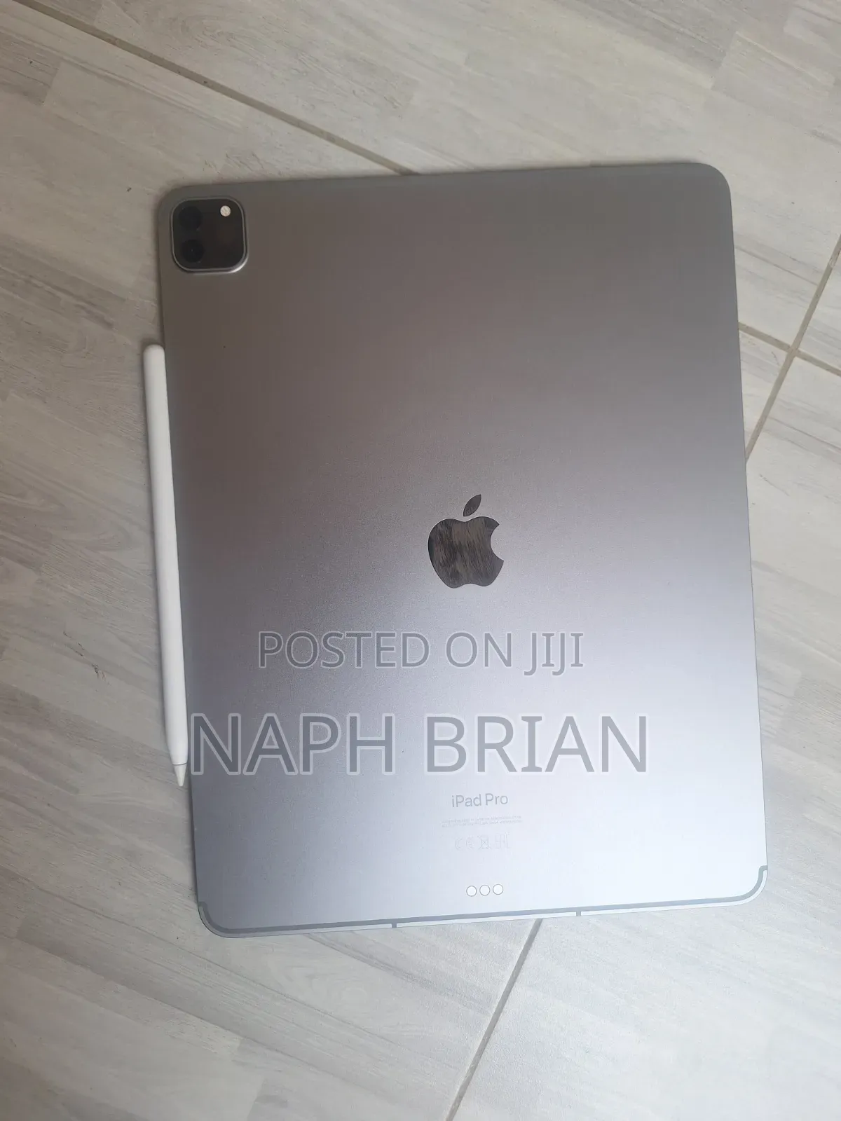Apple iPad Pro 12.9 (2022) 128 GB Gray