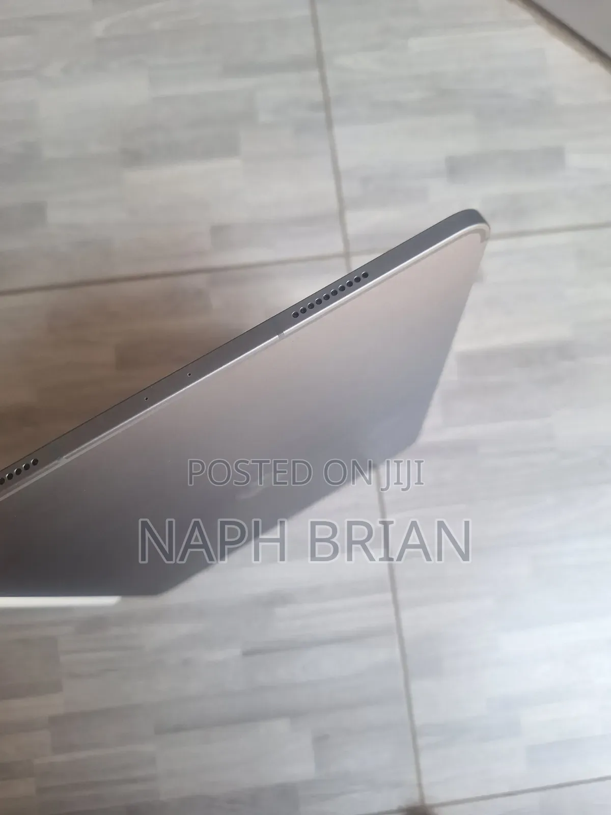 Apple iPad Pro 12.9 (2022) 128 GB Gray