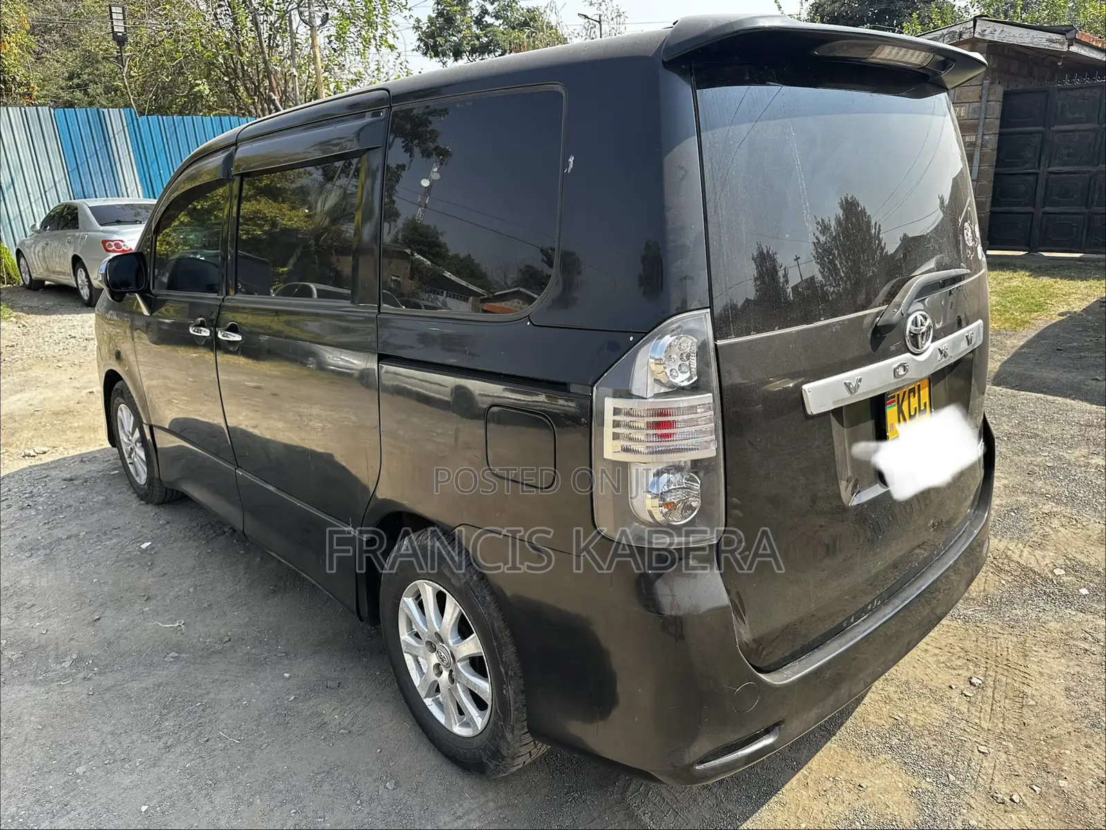 Toyota Noah 2010 Black
