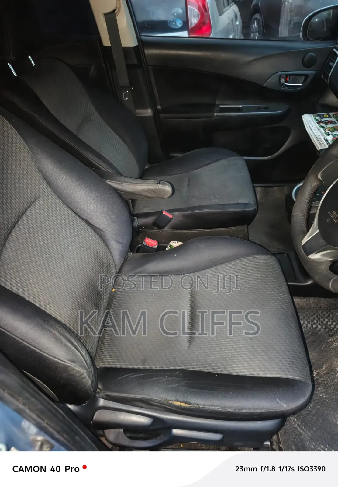 Toyota Ractis 2011 Blue