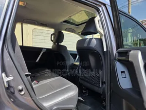 Toyota Land Cruiser Prado 2018 Gray