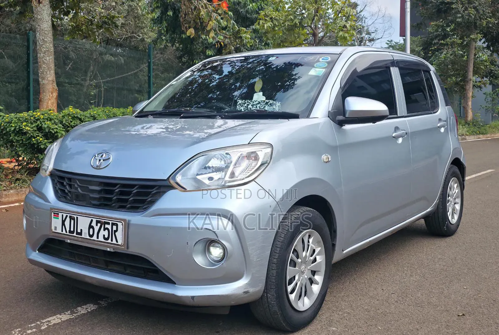 Toyota Passo 2016 Silver