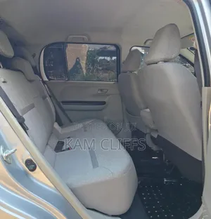 Toyota Passo 2016 Silver