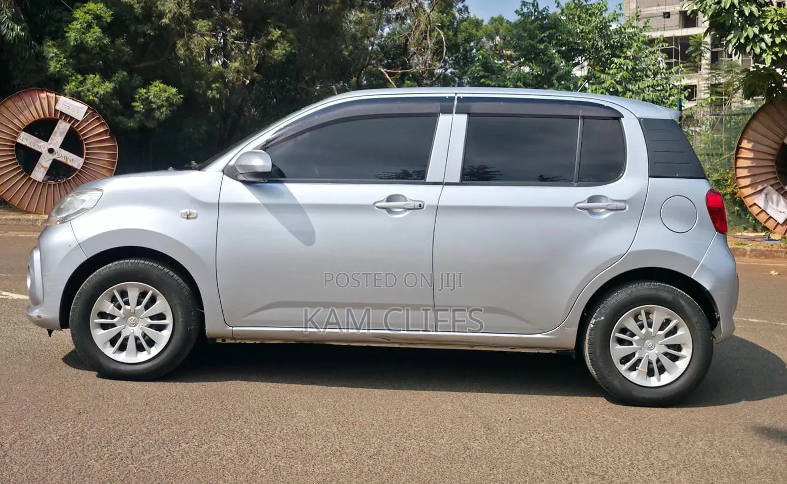 Toyota Passo 2016 Silver