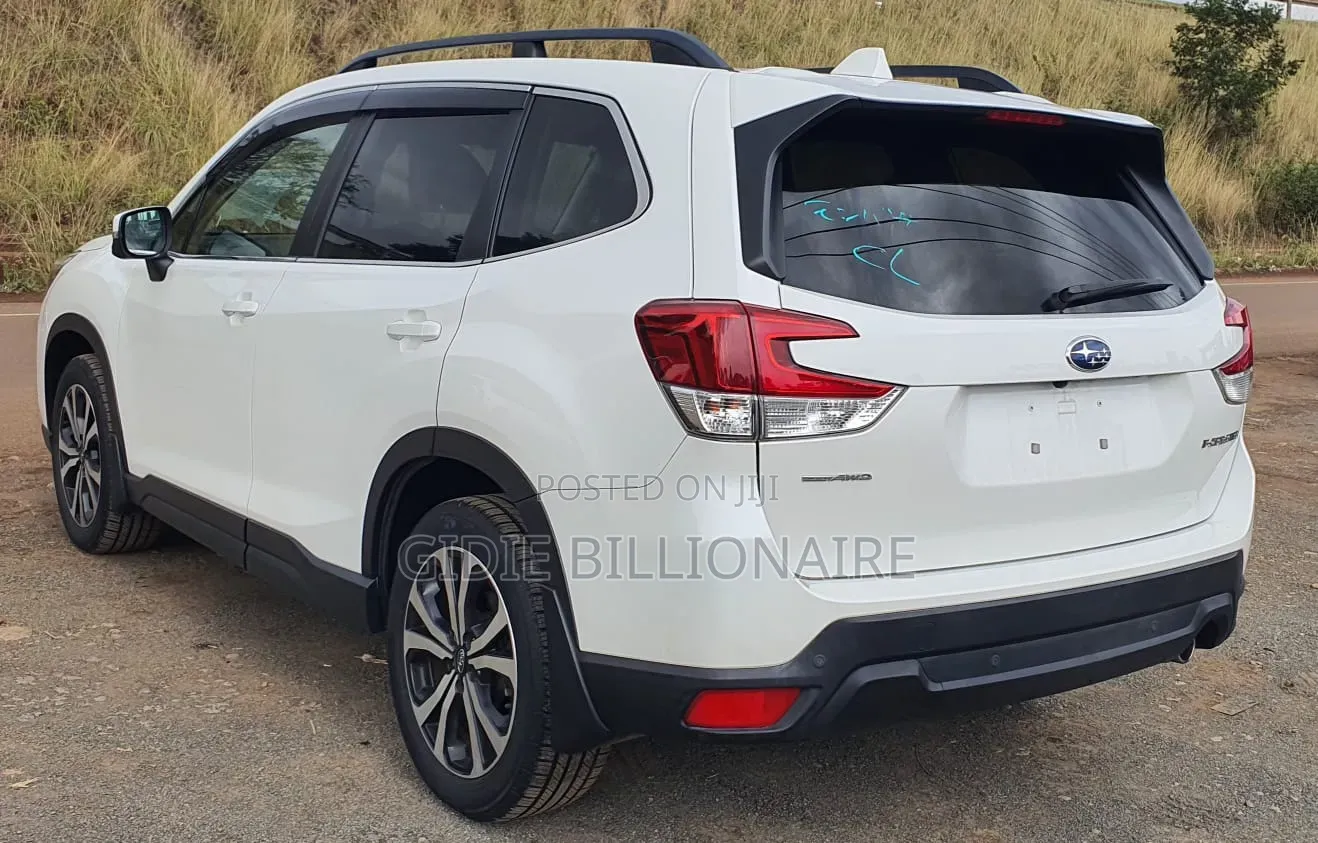 Subaru Forester 2018 White