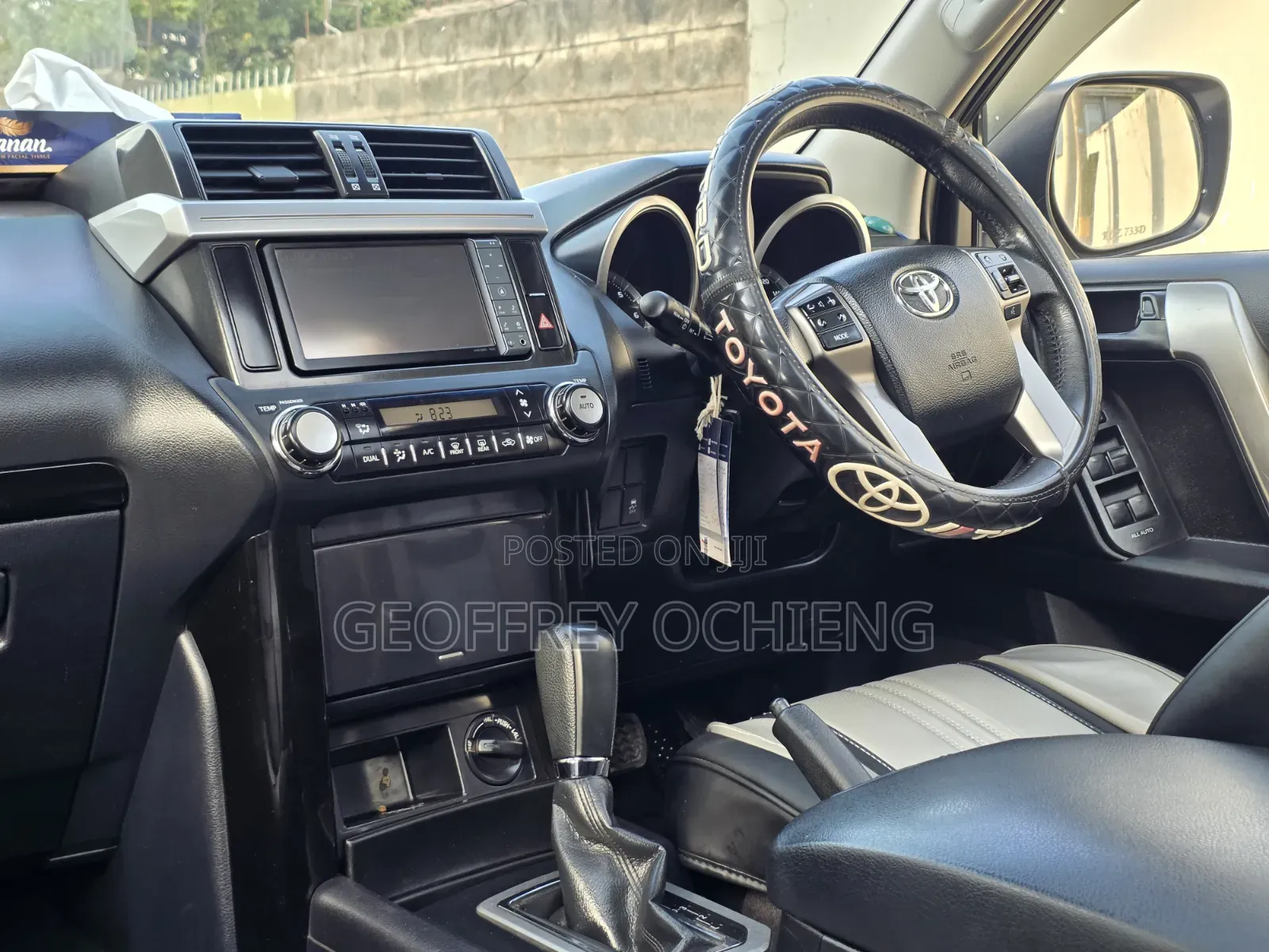 Toyota Land Cruiser 2013 White