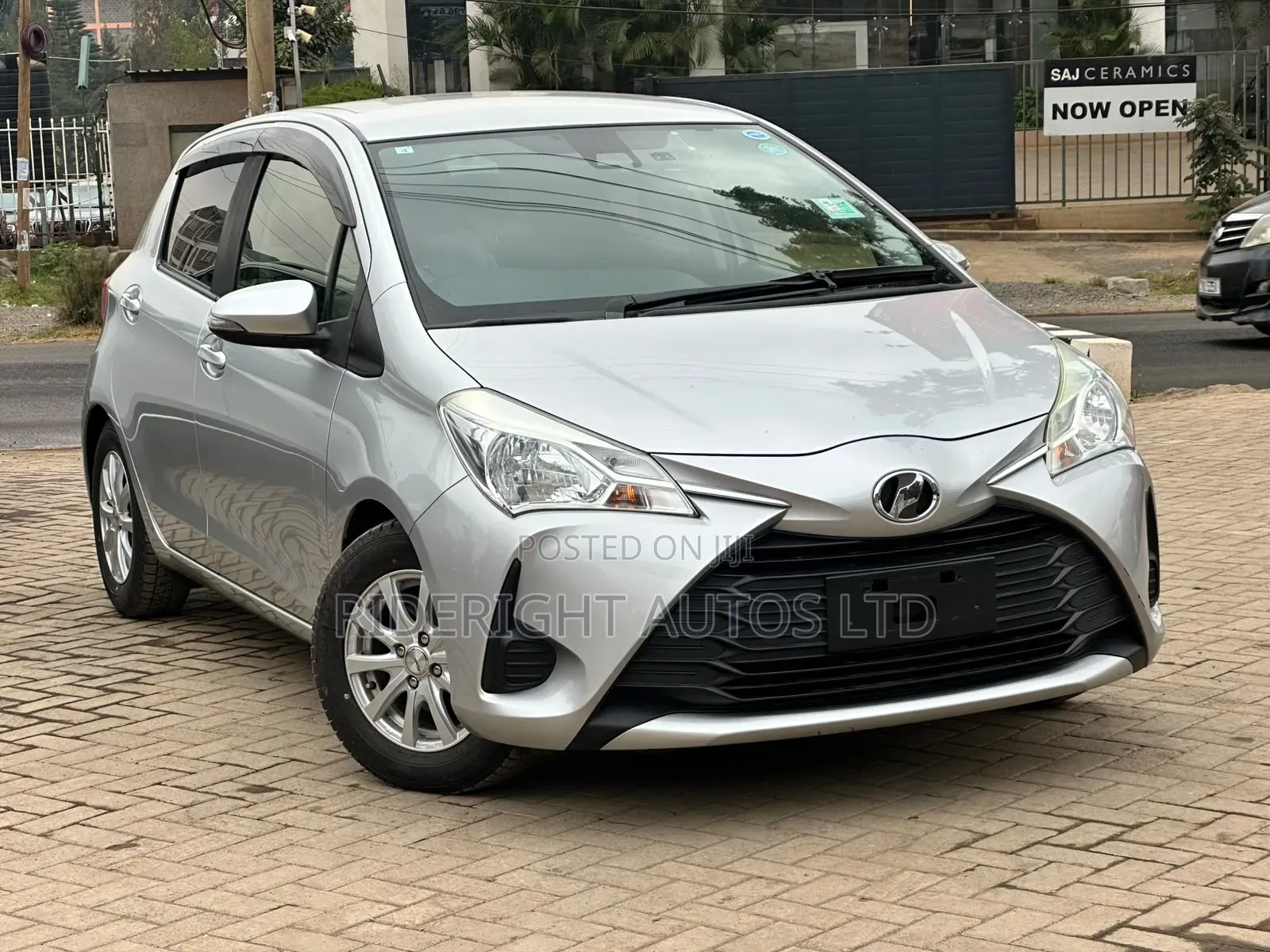 Toyota Vitz 2019 Silver
