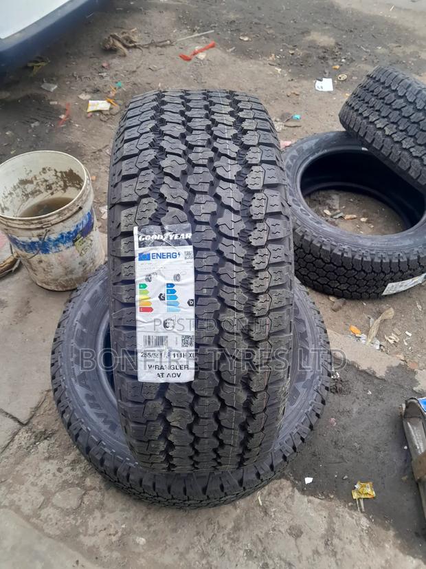 255/55r19 Goodyear
