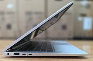 Laptop HP EliteBook 845 G8 16GB AMD Ryzen 7 SSD 512GB