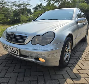 Mercedes-Benz C200 2006 Silver