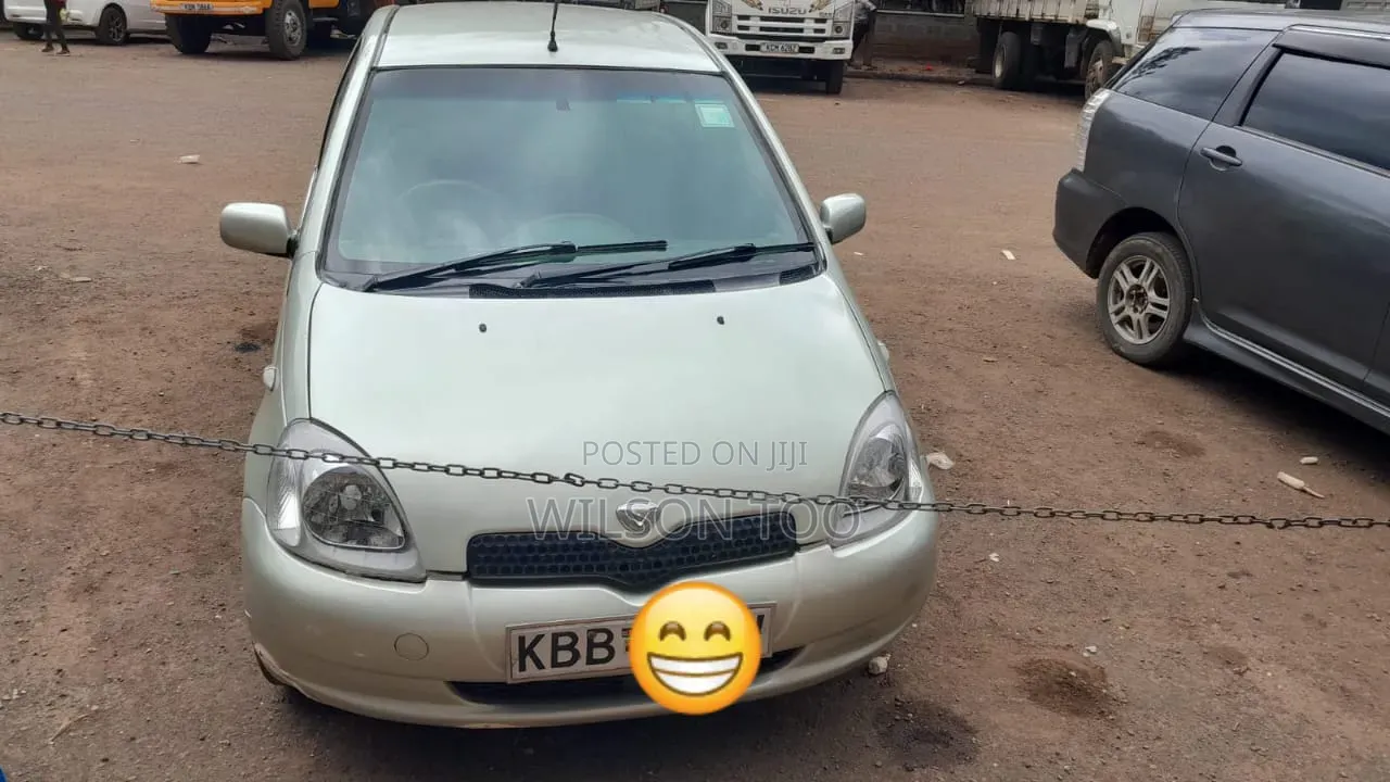 Toyota Vitz 2004 Beige
