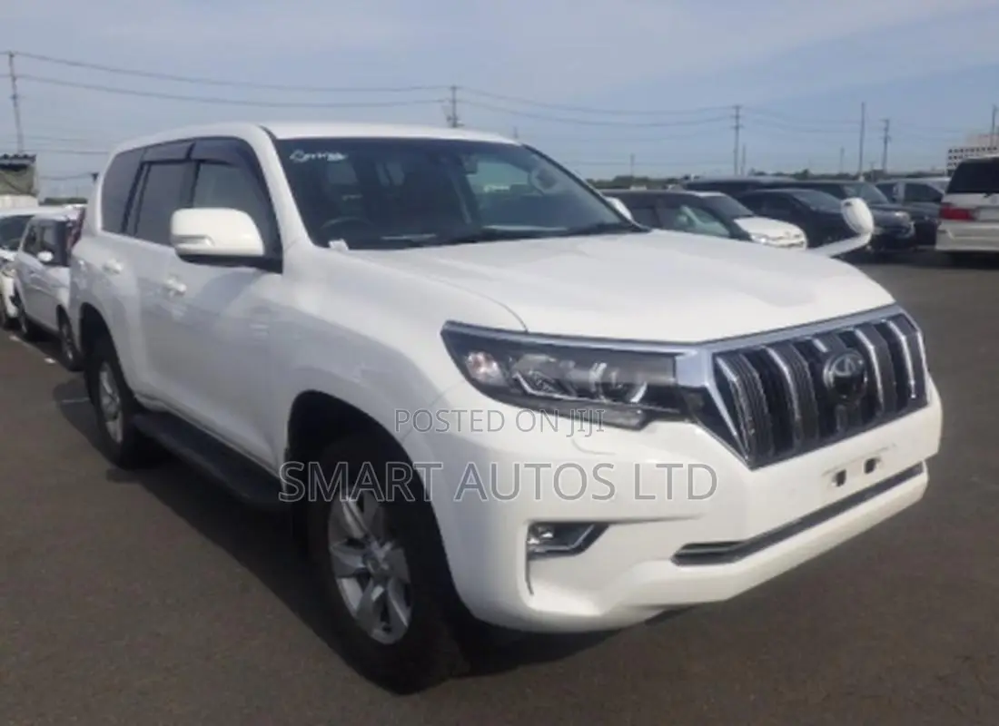 Toyota Land Cruiser 2019 Off white