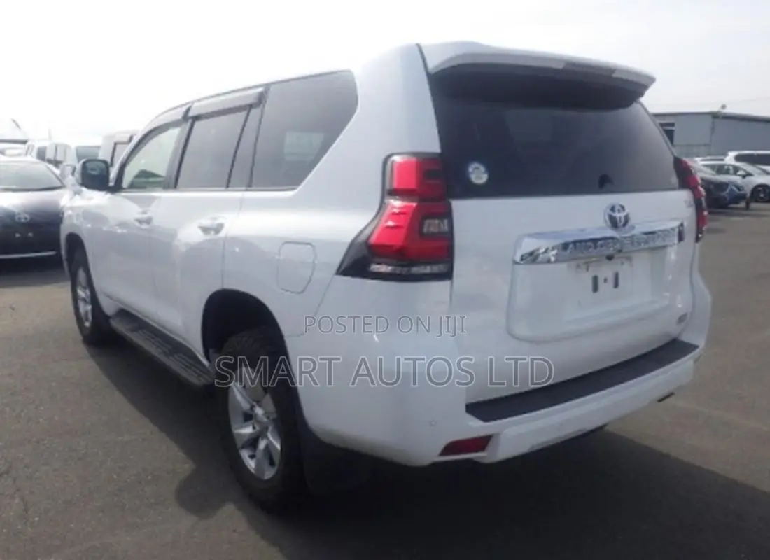 Toyota Land Cruiser 2019 Off white
