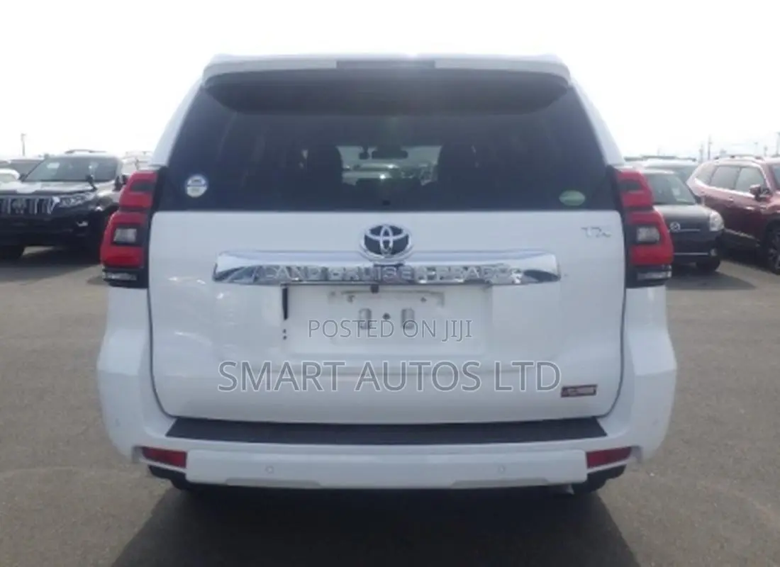 Toyota Land Cruiser 2019 Off white