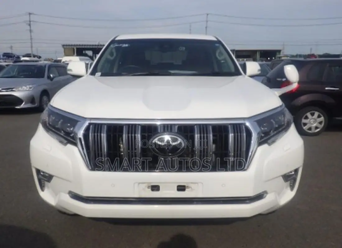 Toyota Land Cruiser 2019 Off white
