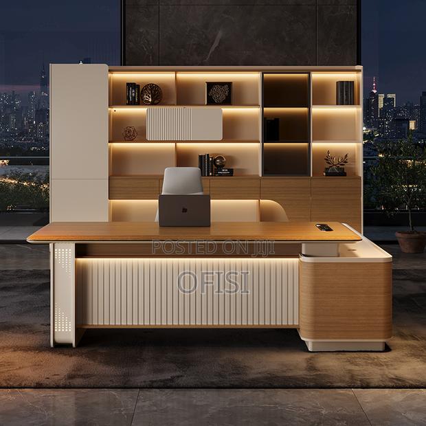 2.2 Meters Executive Desk - main view