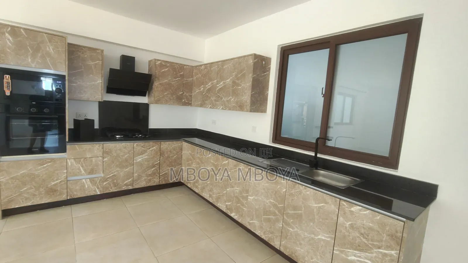 2bdrm Apartment in Westlands, Raphta Road Area for rent