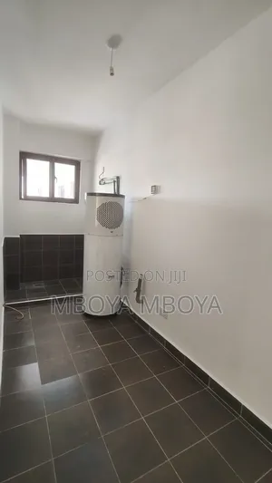 2bdrm Apartment in Westlands, Raphta Road Area for rent