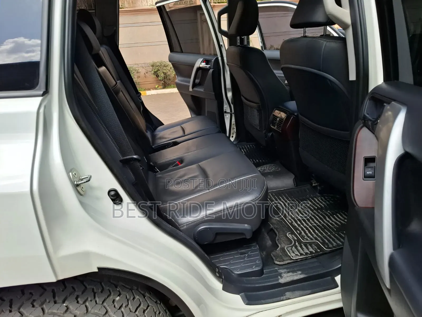 Toyota Land Cruiser Prado 2.8 D-4D 2015 White