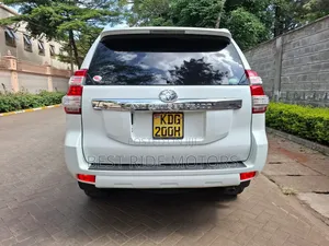 Toyota Land Cruiser Prado 2.8 D-4D 2015 White