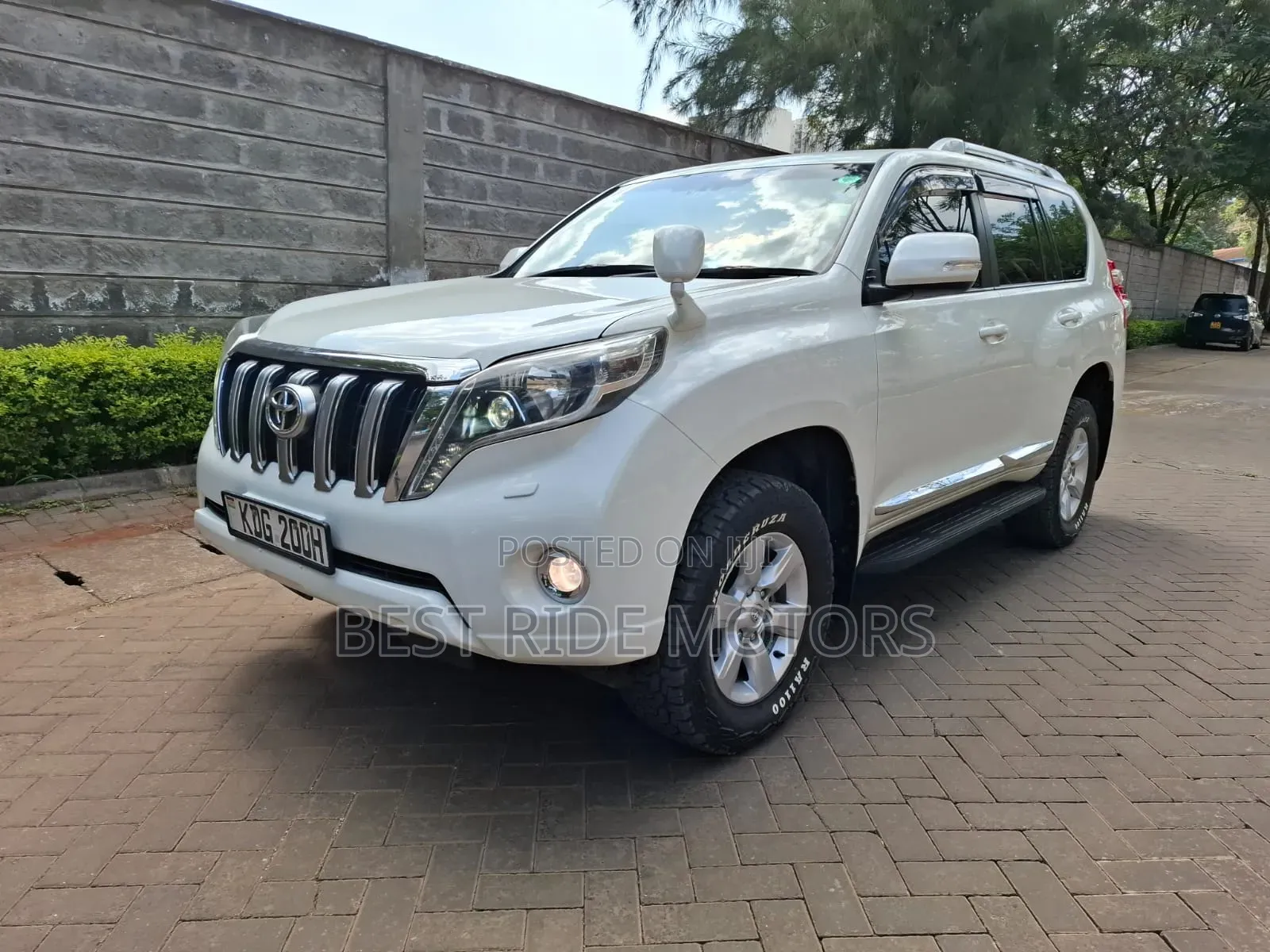 Toyota Land Cruiser Prado 2.8 D-4D 2015 White