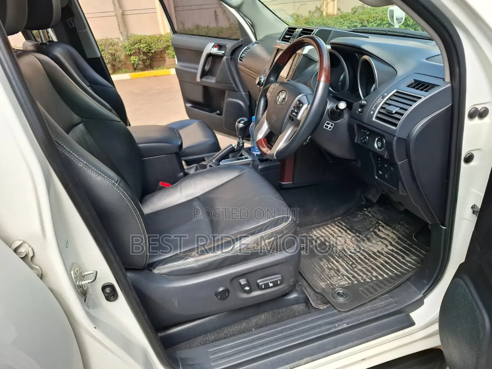 Toyota Land Cruiser Prado 2.8 D-4D 2015 White