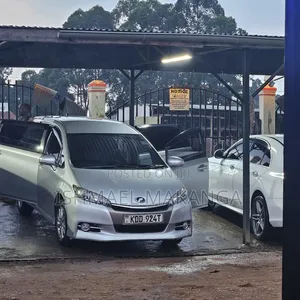 Toyota Wish 2014 Silver