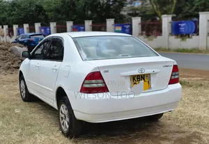 Toyota Corolla 2005 White