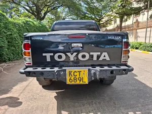Toyota Hilux 2011 Black