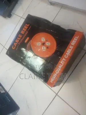 Professional-Grade Cable Reel for Home Workshop