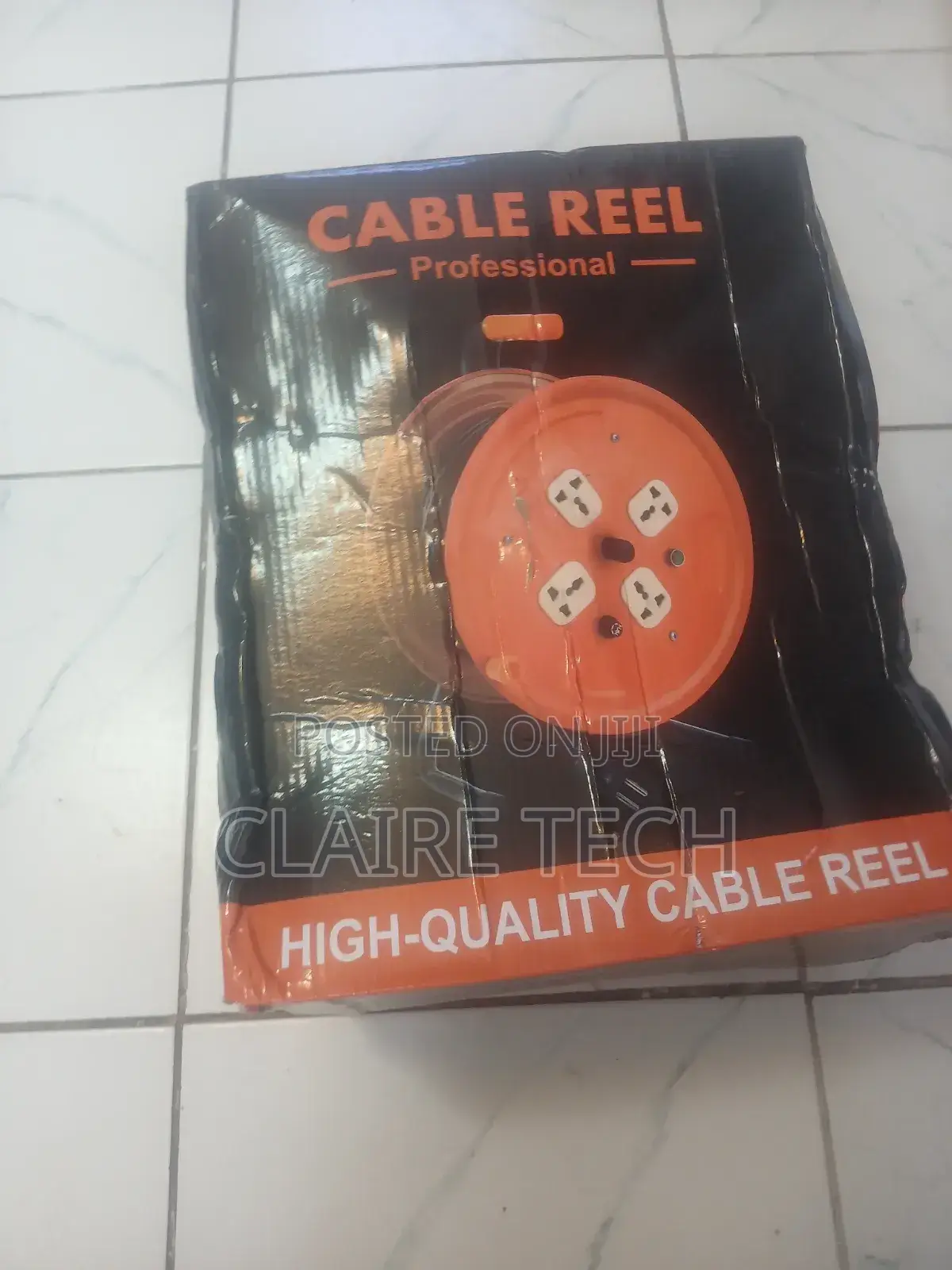 Professional-Grade Cable Reel for Home Workshop