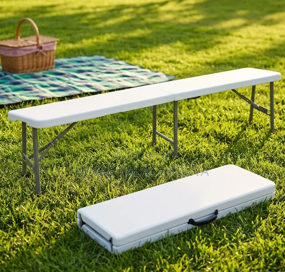 Outdoor Bench: Plastic Panel Outdoor Bench With Carrying Handle