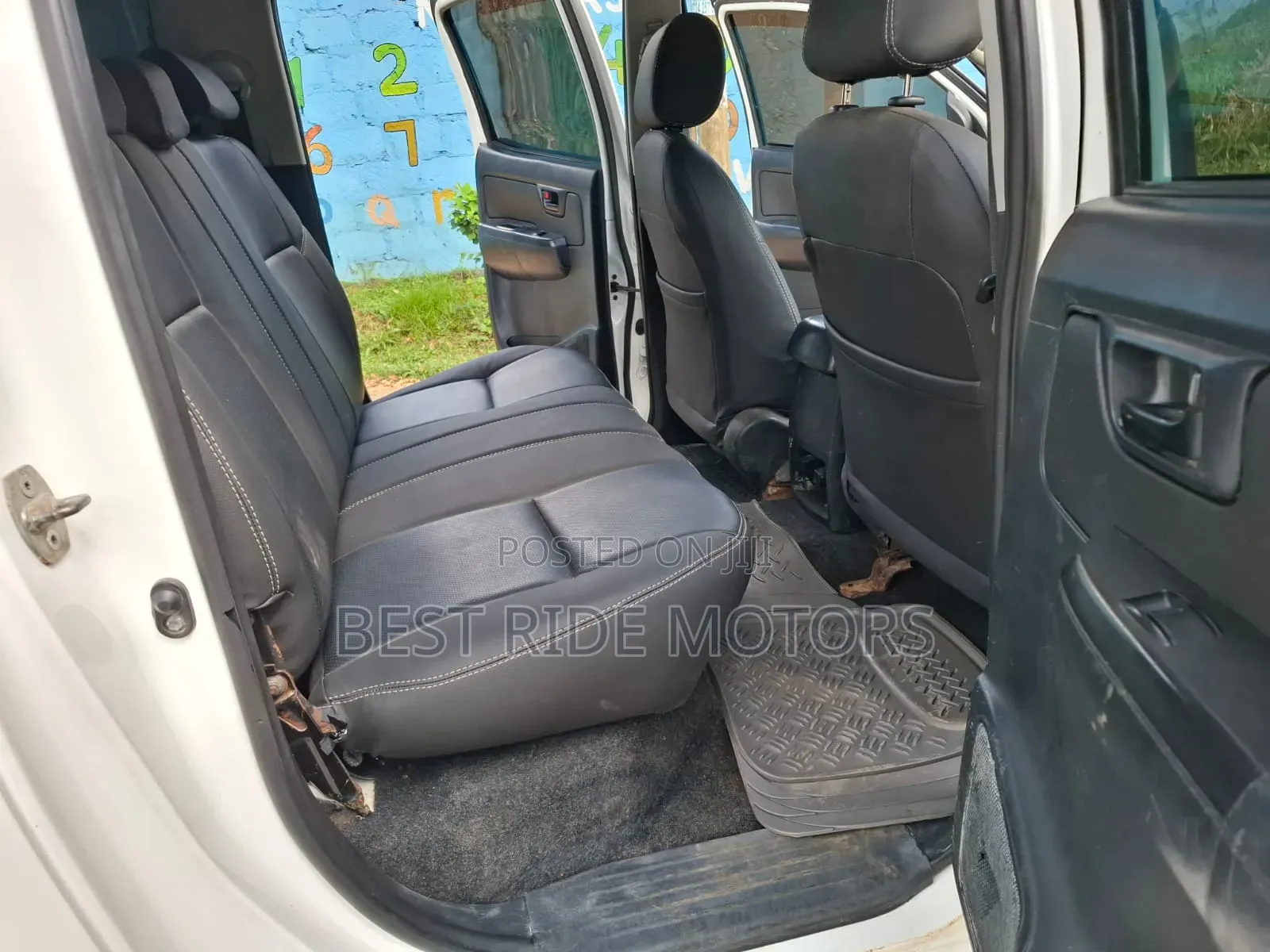 Toyota Hilux 2014 White