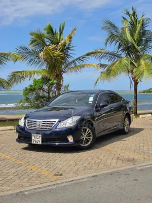 Toyota Crown 2013 Blue